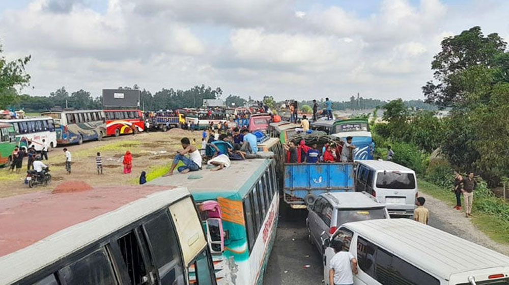 ঈদের ছুটি বাড়ানোর দাবি যাত্রী কল্যাণ সমিতির