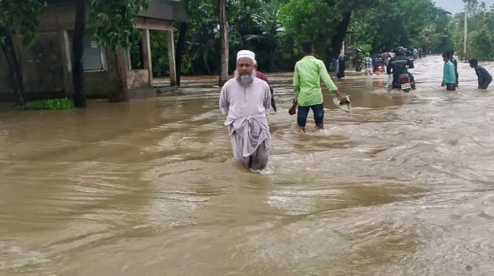 পাহাড়ি ঢলে সিলেটে আকস্মিক বন্যা