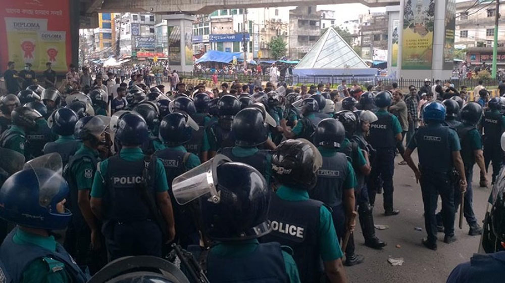 চট্টগ্রামে আইনশৃঙ্খলা রক্ষাকারী বাহিনী