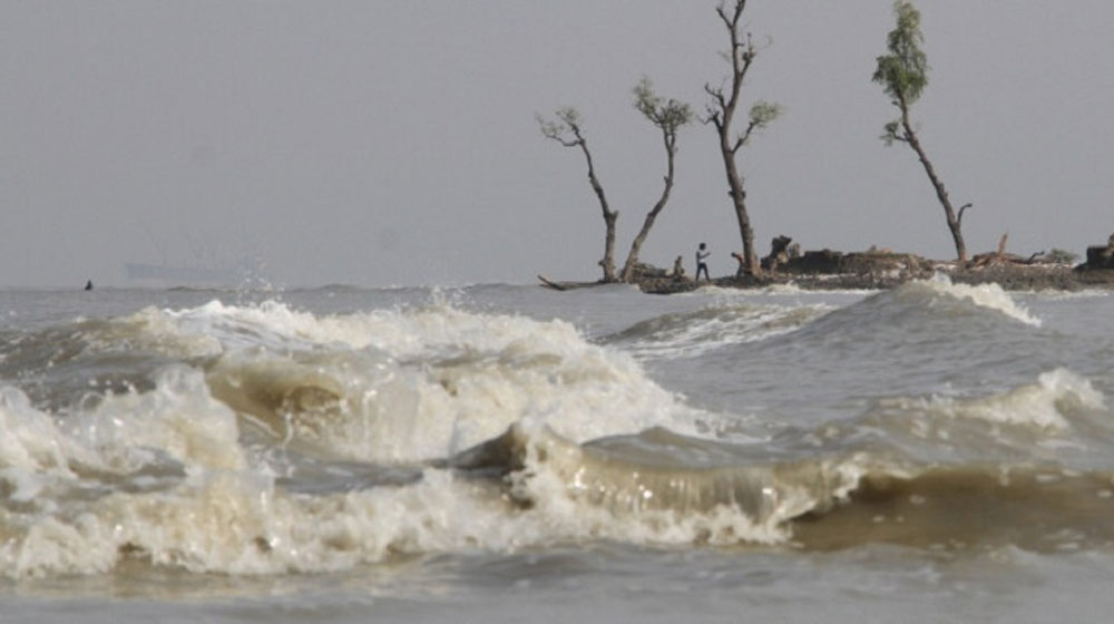 সাগরে লঘুচাপ, ঝড়বৃষ্টি ও ভারি বার্ষণের আশঙ্কা