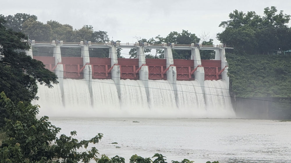 ফের খুলে দেয়া হলো কাপ্তাই বাঁধের ১৬টি জলকপাট 