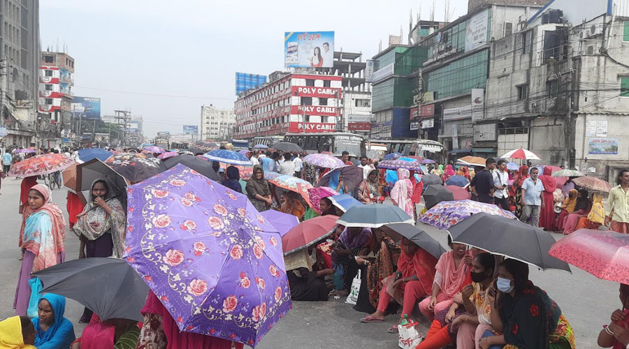 ঢাকা-ময়মনসিংহ মহাসড়কে অবরোধ