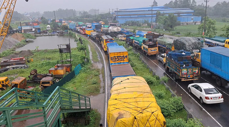 দ্রুতই যান চলাচল স্বাভাবিক হওয়ার প্রত্যাশা ট্রাফিক পুলিশের