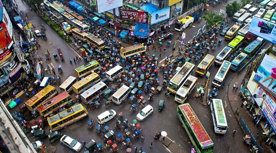 সোমবার রাজধানীতে যেসব দোকান বন্ধ-চালু