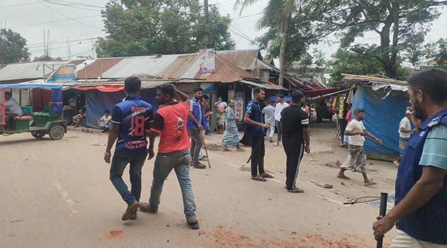  বিএনপির দুপক্ষের নেতা-কর্মীদের সংঘর্ষ