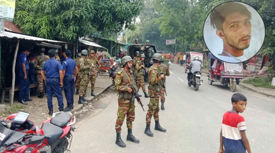 ঘটনাস্থল পরিদর্শন করছেন সেনাবাহিনী ও পুলিশ সদস্যরা