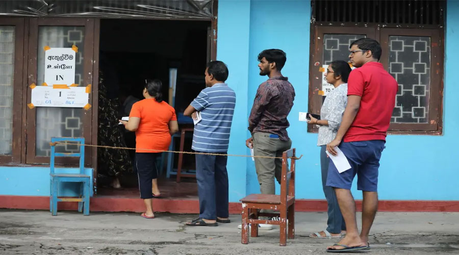 শ্রীলঙ্কায় পার্লামেন্ট নির্বাচনে ভোট গ্রহণ চলছে