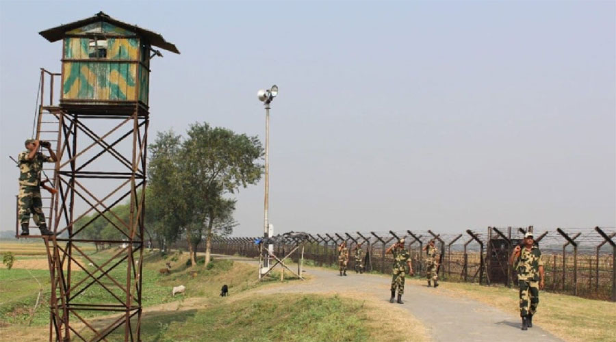 গুলি করে হত্যা করে মরদেহ নিয়ে গেছে বিএসএফ