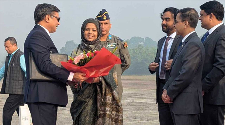 বিশেষ ফ্লাইটে ঢাকায় আসেন ভারতের পররাষ্ট্রসচিব বিক্রম মিশ্রি