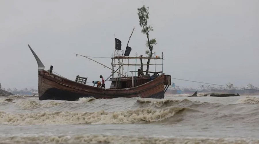 সন্ধ্যায় সুস্পষ্ট লঘুচাপটি নিম্নচাপে পরিণত হয়