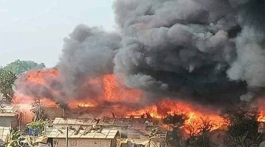 আগুন নিয়ন্ত্রণে কাজ করছে ফায়ার সার্ভিসের চারটি ইউনিট