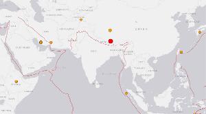 সাত সকালে ভূমিকম্পে কেঁপে উঠলো বাংলাদেশ