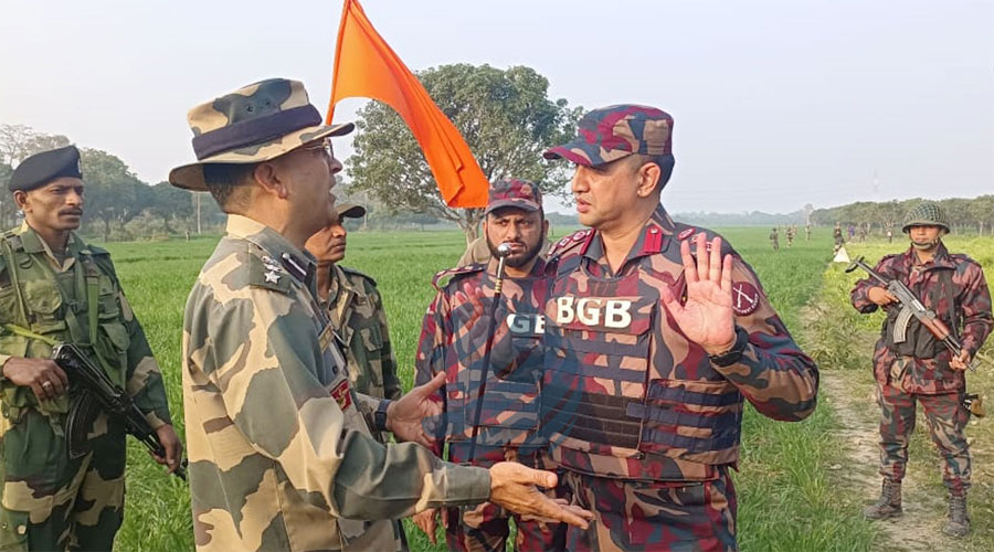 বিজিবি ও বিএসএফের মধ্যে পতাকা বৈঠক অনুষ্ঠিত